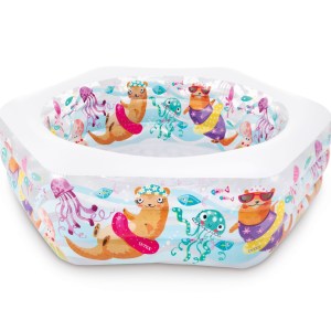 Inflatable kids pool with cartoon sea animals