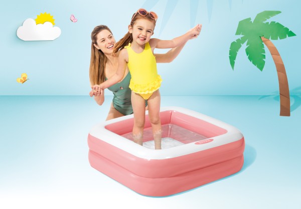 intex play box pool pink 57100 Mother and daughter playing in inflatable kiddie pool