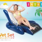 intex floating recliner lounge 58868 Woman relaxing on inflatable pool lounge