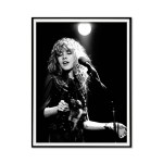 v207 2252 004 183907 00.jpg Black and white photo of singer on stage