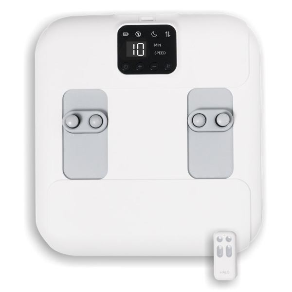 v398 ho 239839 202511101731 00.jpg White wall-mounted panel heater with digital display