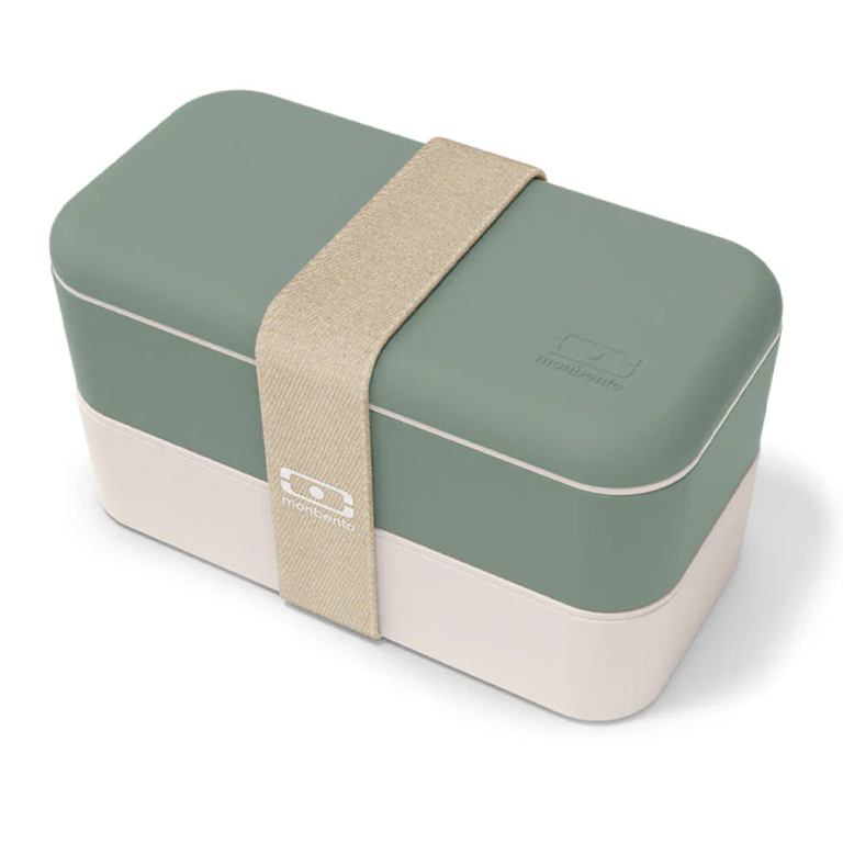 v398 mo 11900044 202603171705 00.jpg Green and beige bento lunch box