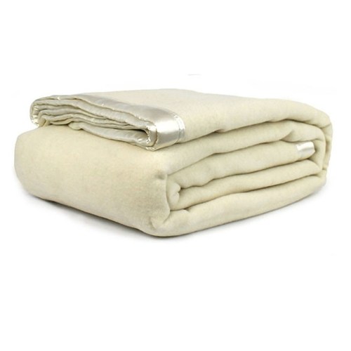 Folded cream blanket with satin trim