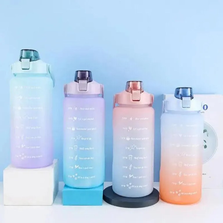 2l large water bottle straw time gradient cup fitness jugs sport gym training pink Four pastel gradient water bottles with flip lids