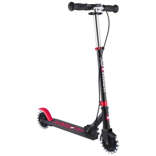 v572 729 102 202503280125 00.jpg Black and red Globber kick scooter with light-up wheels