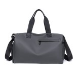 v888 elosung35497 202507020953 00.jpg Grey duffel bag with shoulder strap