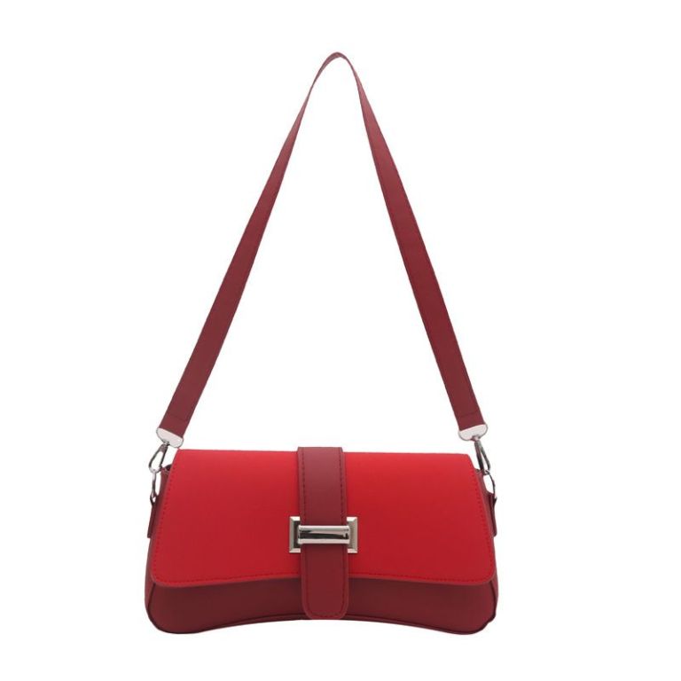 Red shoulder handbag with silver clasp