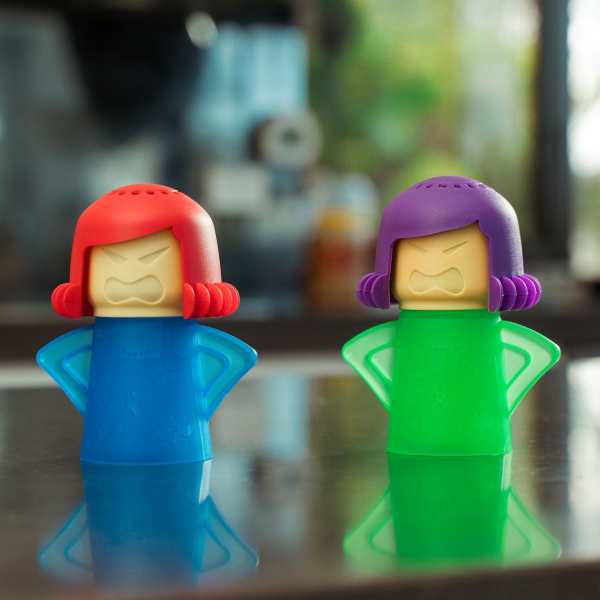 3 pcs mad mama microwave cleaner – bpa free steam cleaning (assorted colors) Two colourful angry toy figures on table