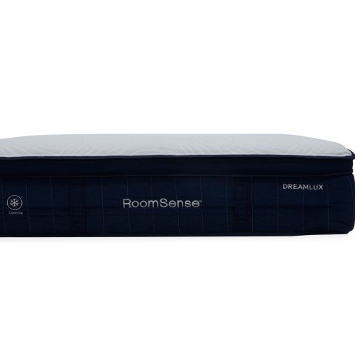 Dreamlux RoomSense cooling mattress with quilted top
