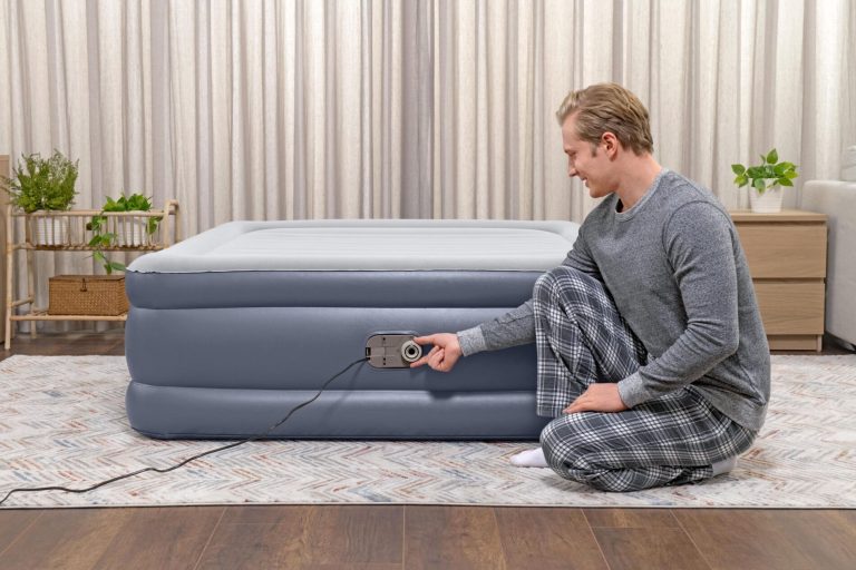 bestway 2.03m x 1.52m x 51cm tritech air inflatable mattress queen built in ac pump bestway 2.03m x 1.52m x 51cm tritech air inflatable mattress queen built in ac pump
