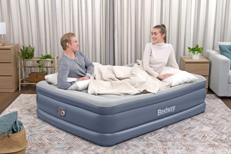 bestway 2.03m x 1.52m x 51cm tritech air inflatable mattress queen built in ac pump bestway 2.03m x 1.52m x 51cm tritech air inflatable mattress queen built in ac pump