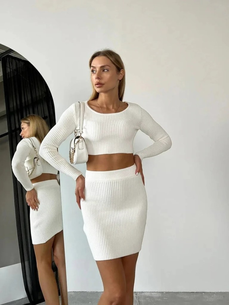 Bornladies Women's Two-piece Fashionable European and American Style Crop Top and Mini Skirt Set Suitable for Date Wear 1