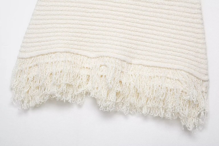 zevity 2025 women fashion hem tassel design solid color crochet knitting mini skirt faldas mujer female elastic vestidos qun9300 Zevity 2025 Women Fashion Hem Tassel Design Solid Color Crochet Knitting Mini Skirt Faldas Mujer Female Elastic Vestidos QUN9300 4