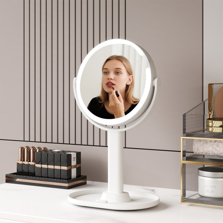 yezi 10x magnifying makeup mirror with led light
