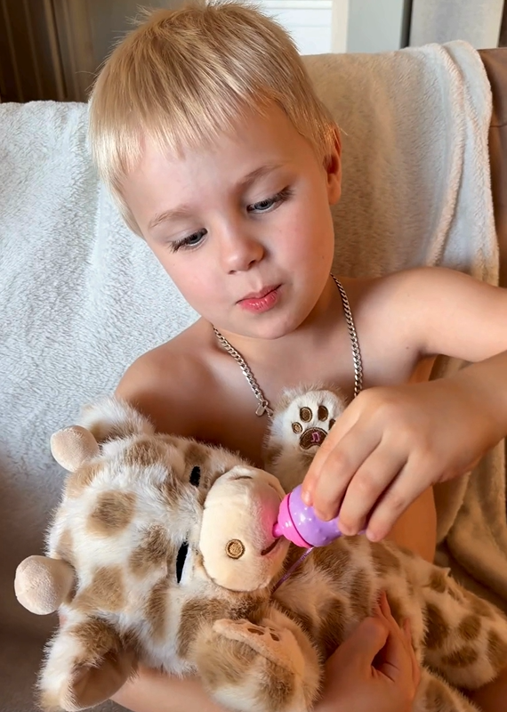 interactive giraffe plush feeding & sleeping simulation toy
