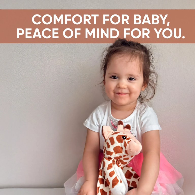 aria the giraffe white noise & lullaby comforter aria the giraffe white noise & lullaby comforter