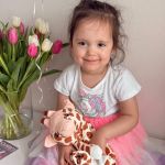 aria the giraffe white noise & lullaby comforter aria the giraffe white noise & lullaby comforter