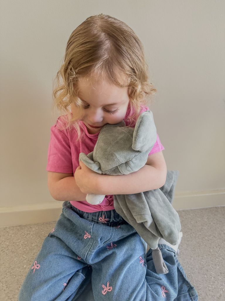 ellie the elephant white noise & lullaby comforter ellie the elephant white noise & lullaby comforter