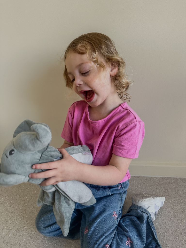 ellie the elephant white noise & lullaby comforter ellie the elephant white noise & lullaby comforter