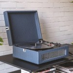 crosley voyager bluetooth portable turntable navy crosley voyager bluetooth portable turntable navy